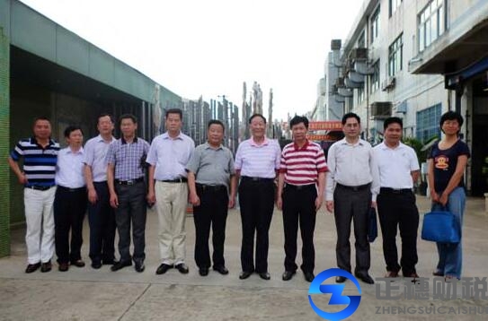 廣東省外資企業(yè)參與扶貧濟(jì)困日活動(dòng)座談會(huì)召開(kāi)